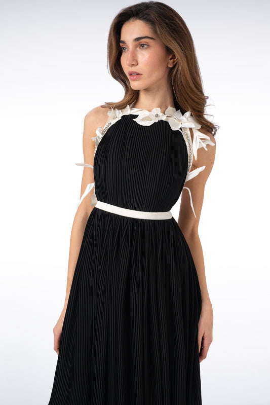 Floral Pleated Open-Back Long Dress