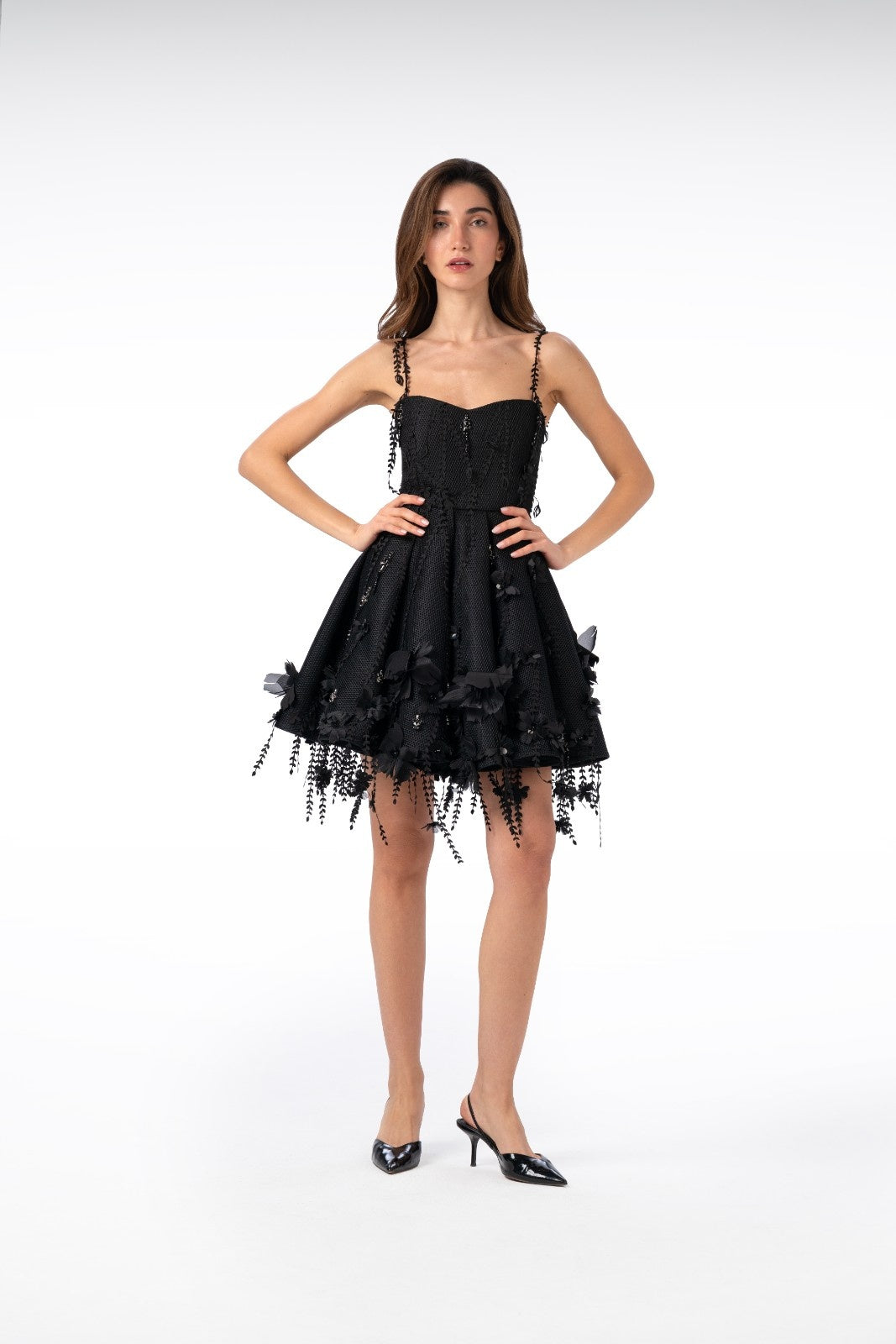 Short strapless dress with Hanging Leaves